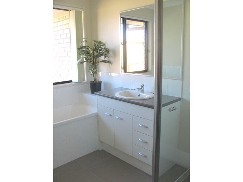 14 Fleet Street, Calliope QLD 4680