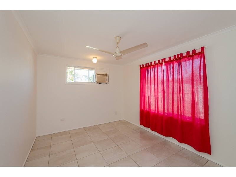 14 Edward Street, Boyne Island QLD 4680