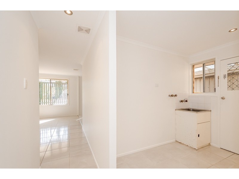 14 Edward Street, Boyne Island QLD 4680