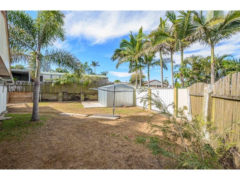 14 Edward Street, Boyne Island QLD 4680