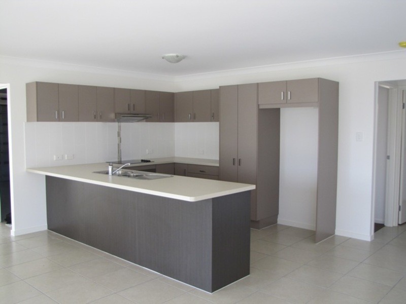 10 Lacey Close, Calliope QLD 4680