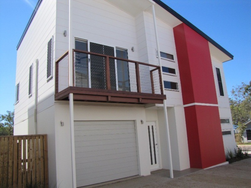 4/2 Harmony Drive, Clinton QLD 4680