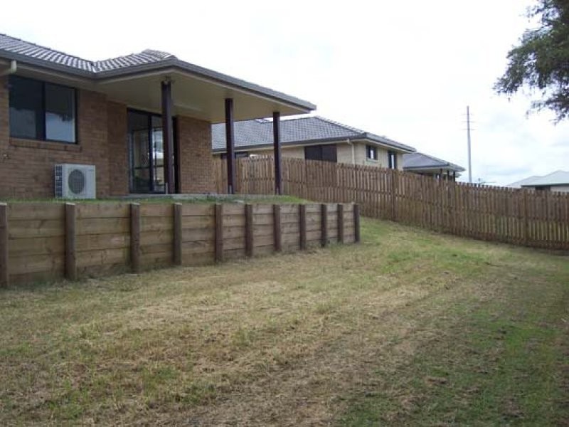 6 Hawkesbury Rd, Calliope QLD 4680