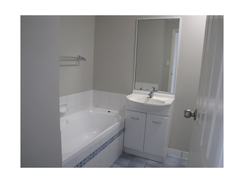 2/14 Hannah Street, Calliope QLD 4680