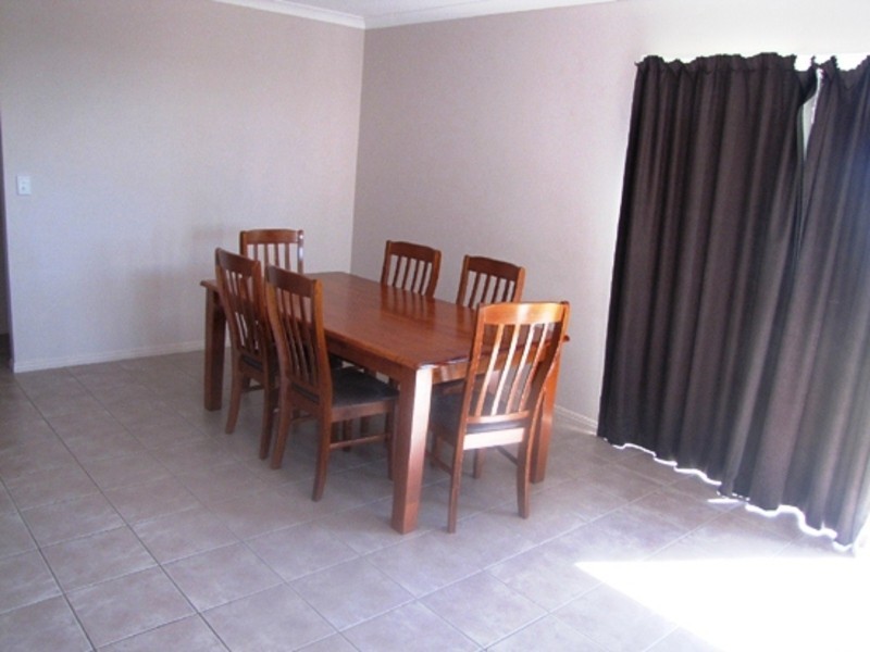 8 Lilly Pilly Place, Calliope QLD 4680