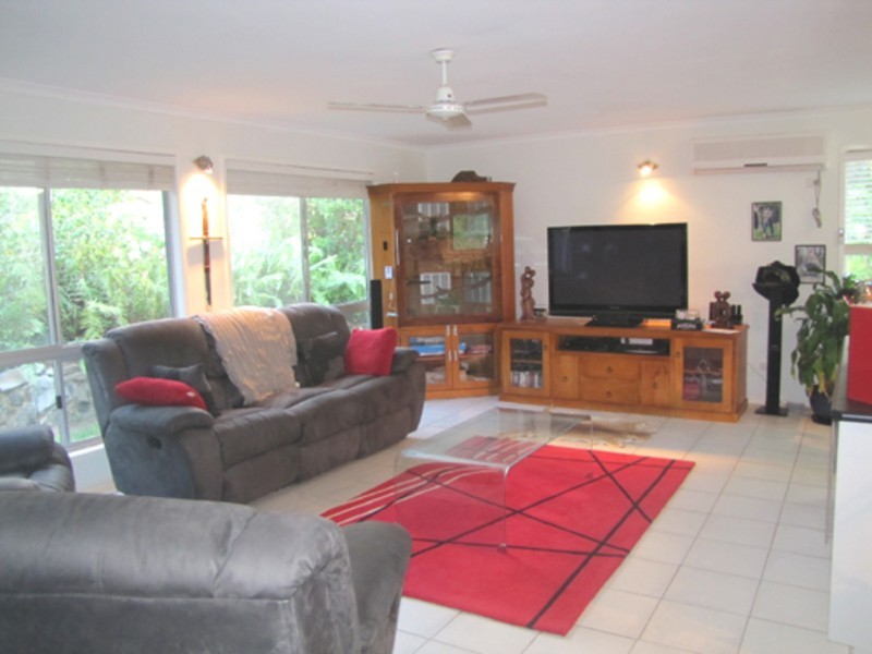 Wurdong Heights QLD 4680