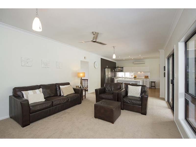 21 Langdon Street, Tannum Sands QLD 4680