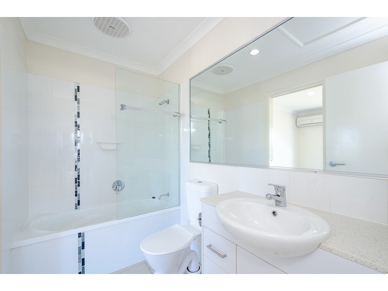 1/19 Morris Ave, Calliope QLD 4680