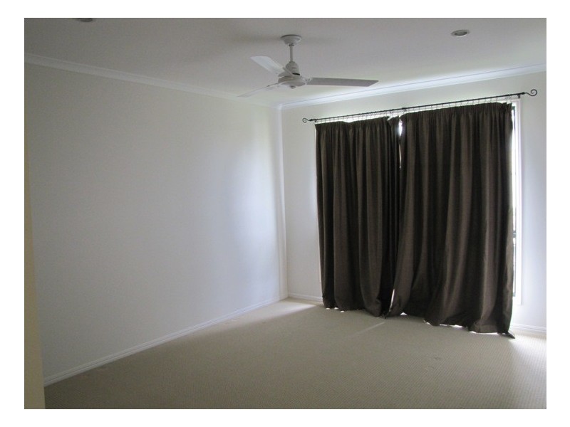 9 Sunpoint Way, Calliope QLD 4680