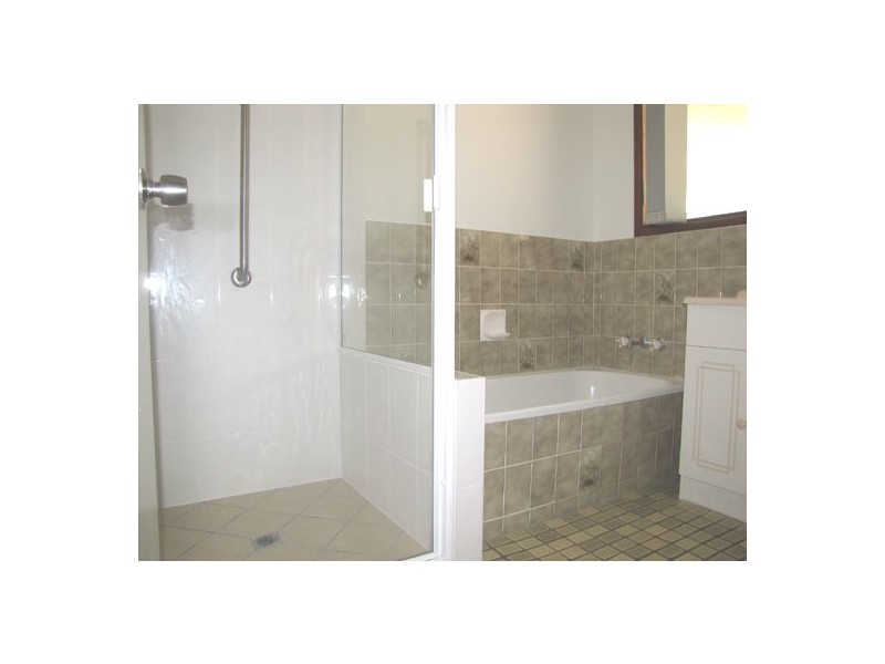 16 Capricornia Drive, Calliope QLD 4680