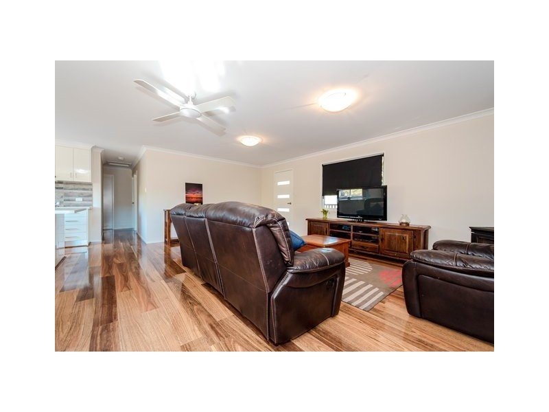 431 The Narrows Road, Mount Larcom QLD 4695