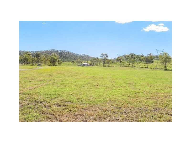 431 The Narrows Road, Mount Larcom QLD 4695