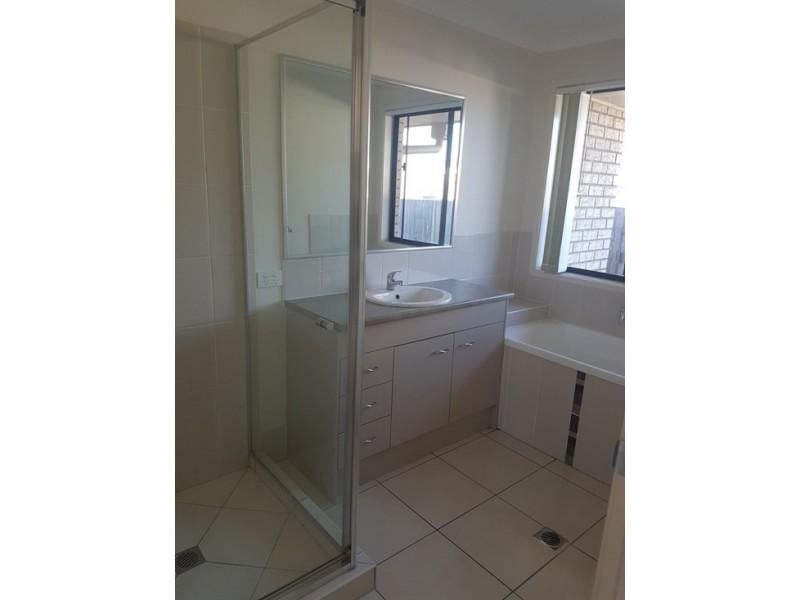 7 Woodward Avenue, Calliope QLD 4680