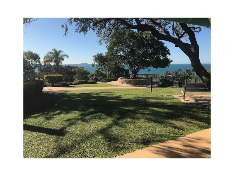 1 Pacific Avenue, Tannum Sands QLD 4680