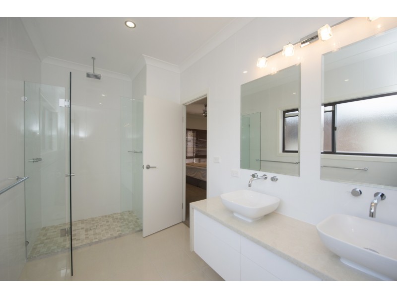 21 Langdon Street, Tannum Sands QLD 4680