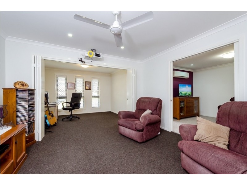 6 Central Ave, Calliope QLD 4680