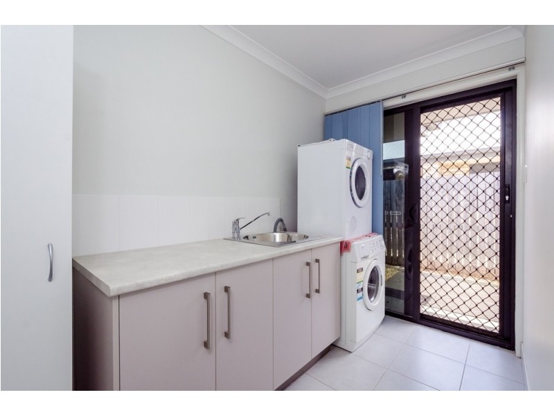 6 Central Ave, Calliope QLD 4680