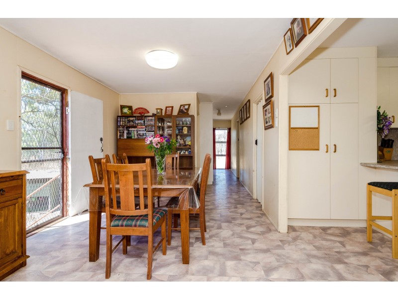 20 Rodds Bay Road, Tannum Sands QLD 4680