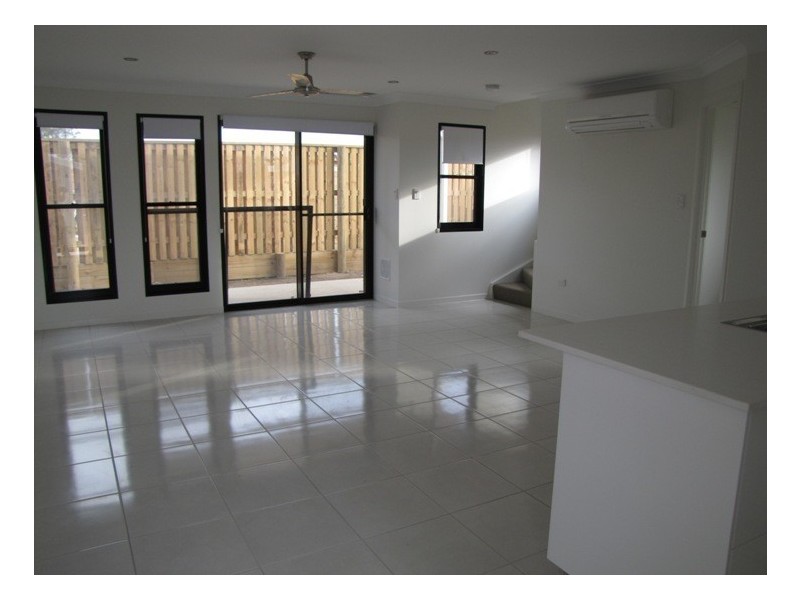 1/1 Wedgetail Road, Clinton QLD 4680
