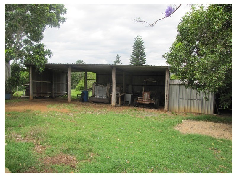 00 Fox Lane, Mount Larcom QLD 4695