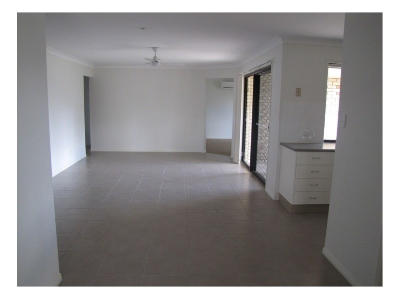 8 Mulligan Crescent, Calliope QLD 4680