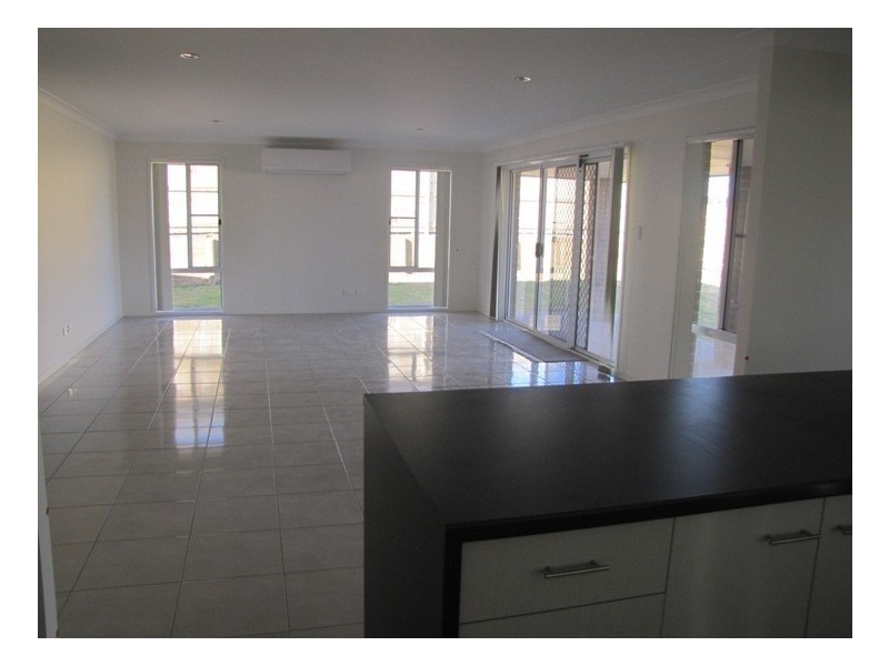 10 Abbey Place, Calliope QLD 4680