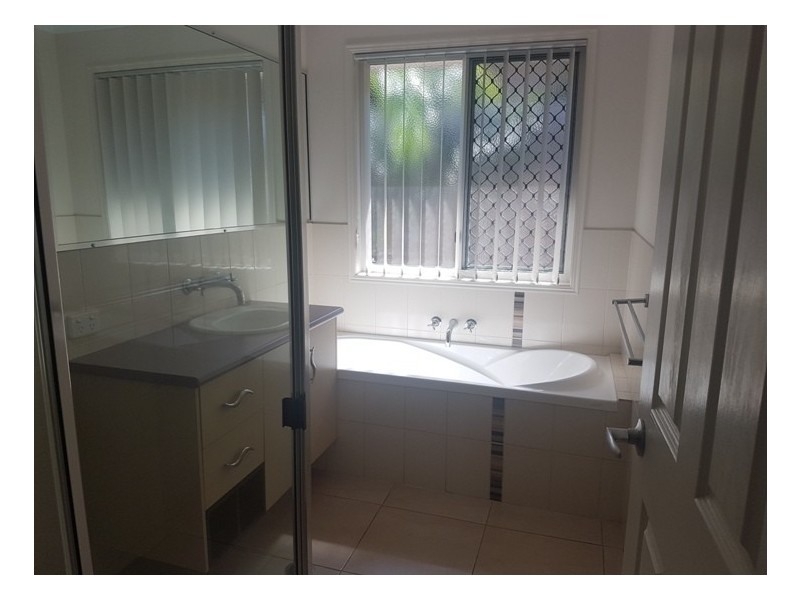 9 Central Avenue, Calliope QLD 4680