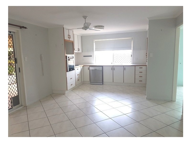 79 J Hickey Avenue, Clinton QLD 4680