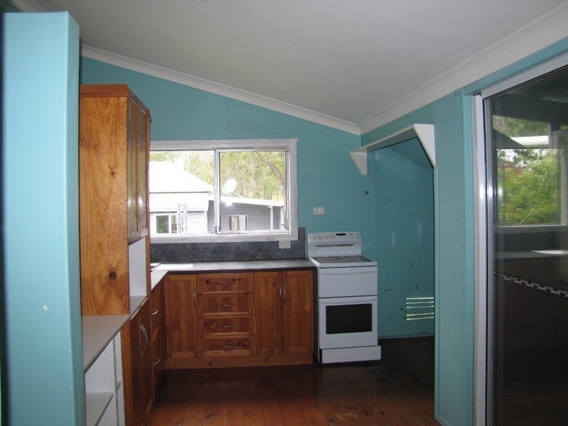 5 Wattle Lane, Boyne Valley QLD 4680