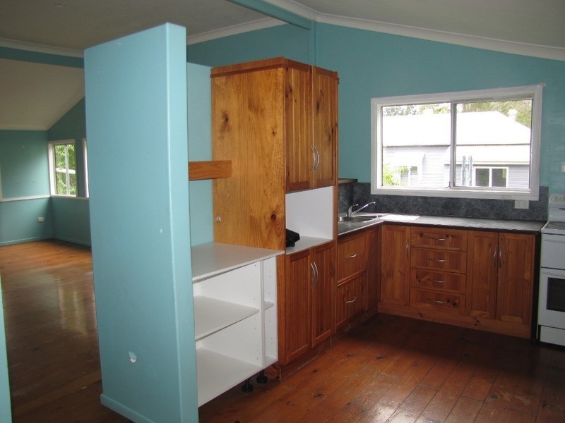 5 Wattle Lane, Boyne Valley QLD 4680