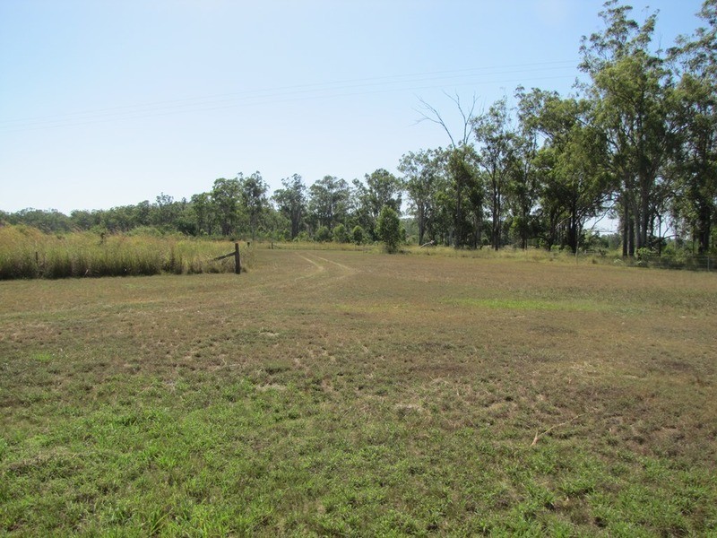 260 Gentle Annie Road, Ambrose QLD 4695