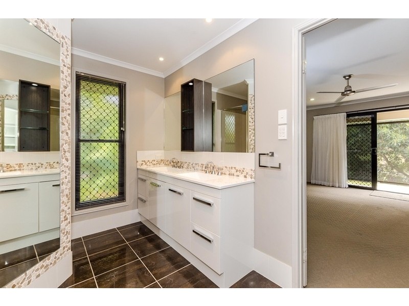 25 Cluden Crt, Calliope QLD 4680