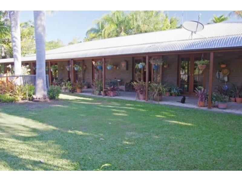 15 Helen Crescent, Wurdong Heights QLD 4680