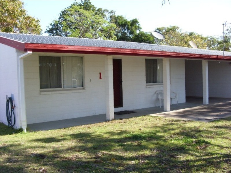 1 & 2/15  Mary Street, Calliope QLD 4680