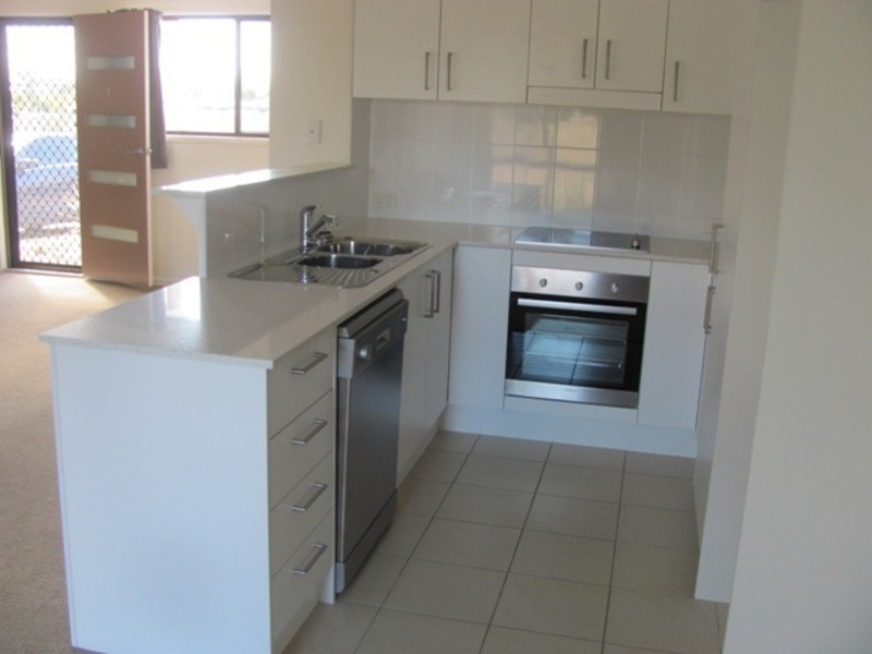 1/9 Morris Avenue, Calliope QLD 4680