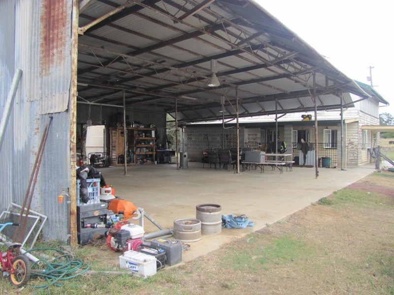 721 Mount Larcom Bracewell Road, Machine Creek QLD 4695