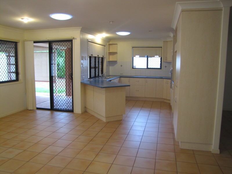 New Auckland QLD 4680