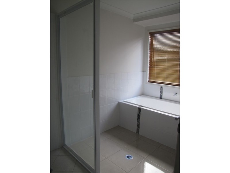 8 Central Avenue, Calliope QLD 4680