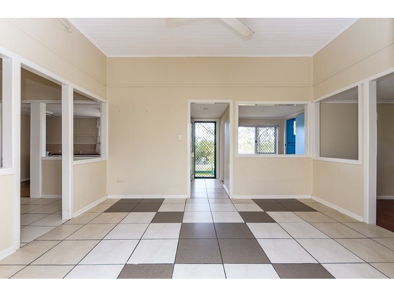 15 Langmorn Street, Raglan QLD 4697