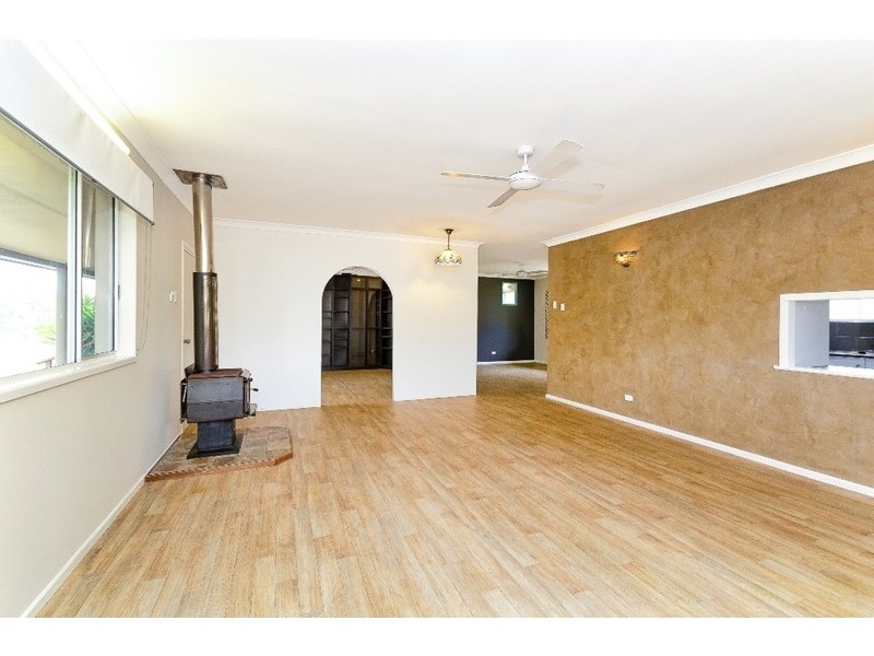 27 Riverview Dr, Calliope QLD 4680