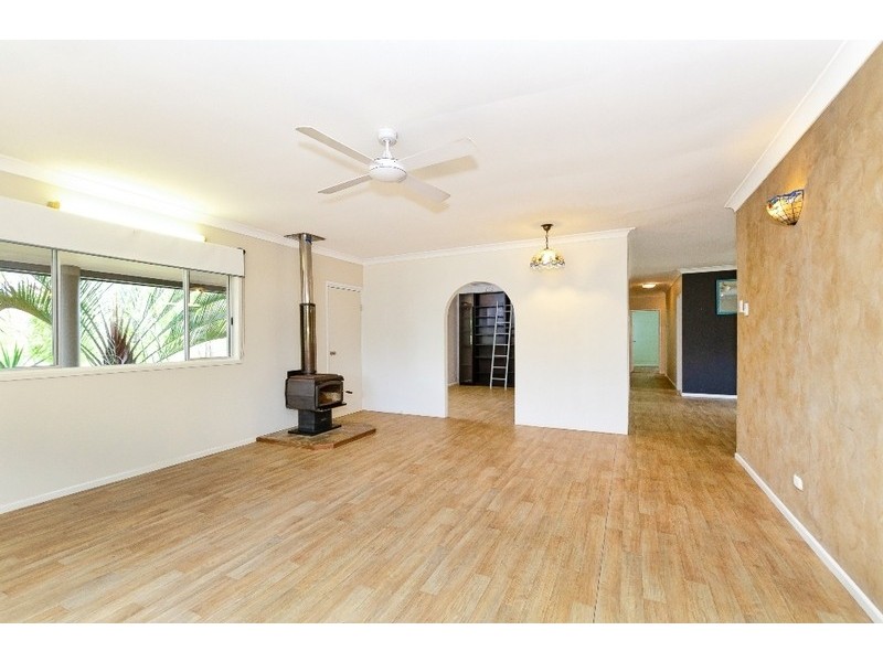 27 Riverview Dr, Calliope QLD 4680