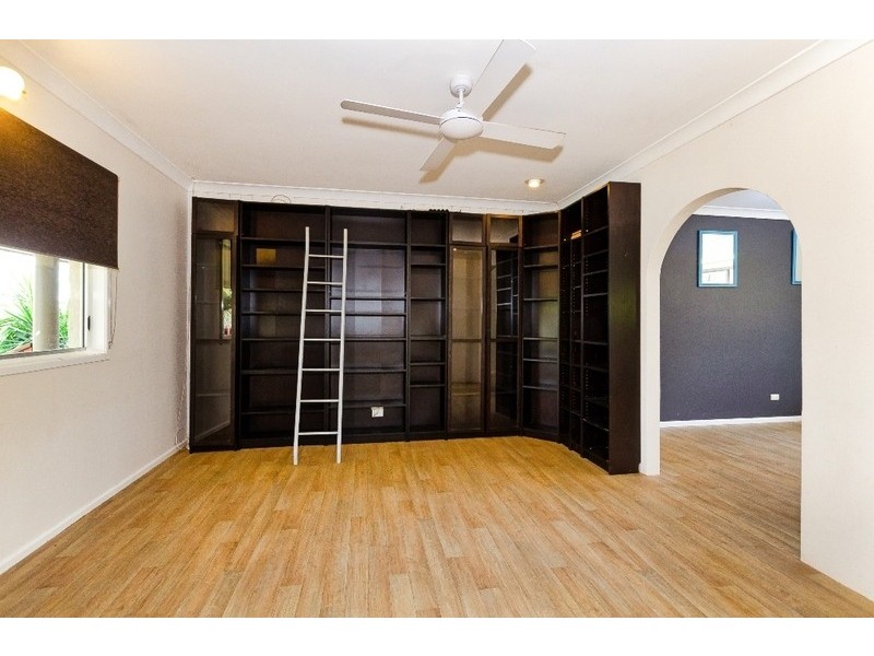 27 Riverview Dr, Calliope QLD 4680