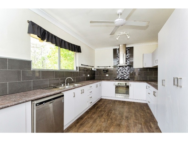 27 Riverview Dr, Calliope QLD 4680