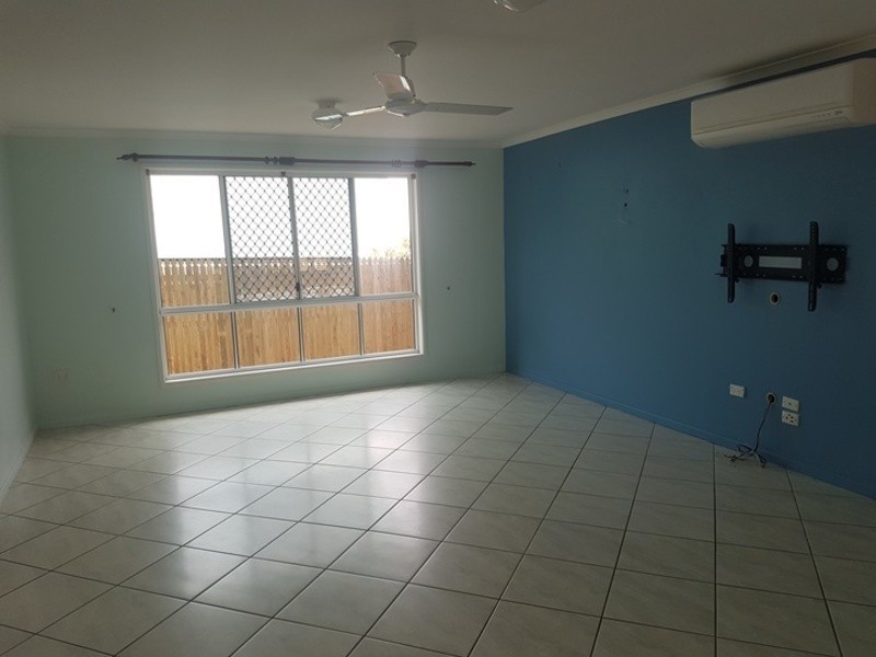 79 J Hickey Avenue, Clinton QLD 4680