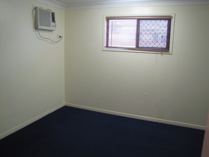 9 Katrina Boulevard, New Auckland QLD 4680