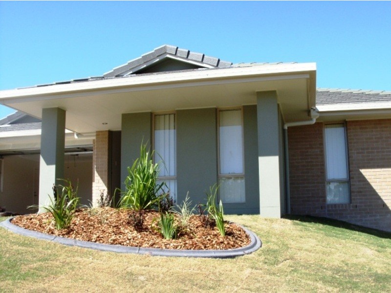 3 Springbrook Terrace, Kirkwood QLD 4680