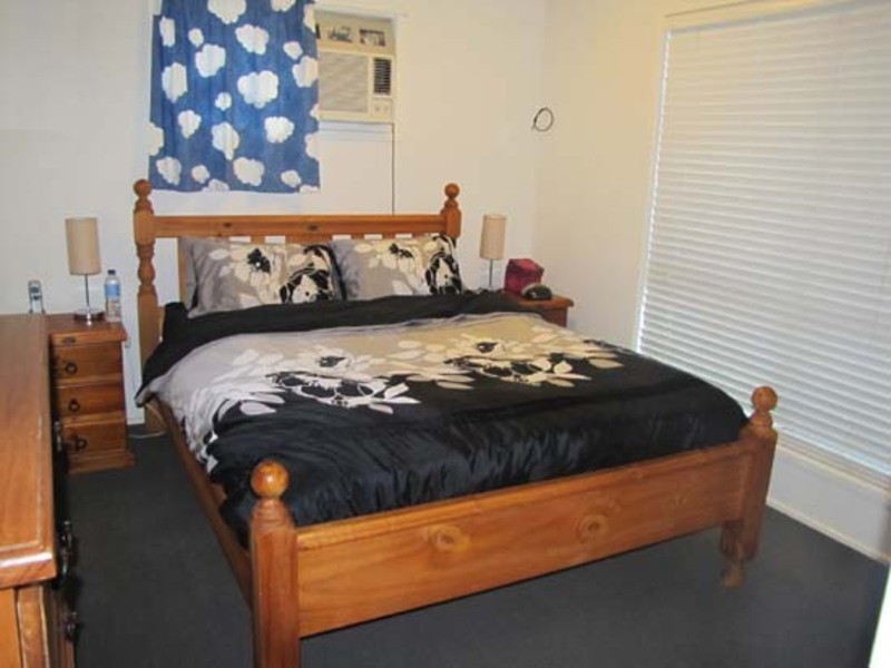 11 HELEN CRESCENT, Wurdong Heights QLD 4680