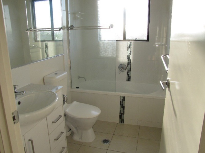 1/15 Morris Avenue, Calliope QLD 4680