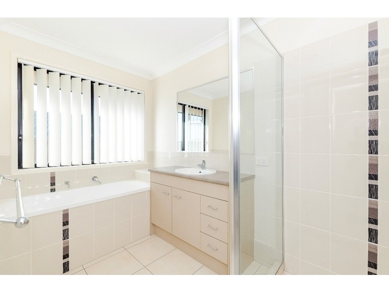 12 Abbey Place, Calliope QLD 4680