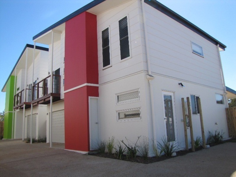 4/2 Harmony Drive, Clinton QLD 4680